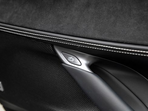 Certified 2024 Ferrari SF90 Stradale image 33