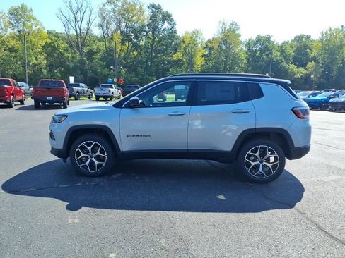 New 2026 Jeep Compass Limited AWD/4WD image 4