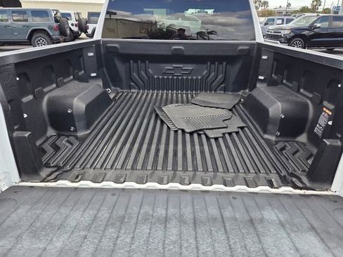 Used 2022 Chevrolet Silverado 1500 Custom image 10