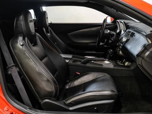 Used 2010 Chevrolet Camaro SS w/ LPO, Ground Effects Package RWD image 25
