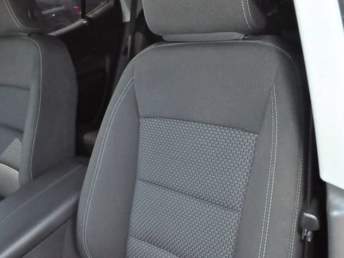 Used 2024 GMC Terrain SLE AWD/4WD image 10