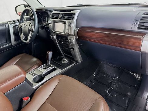 Used 2016 Toyota 4Runner Limited AWD/4WD image 33