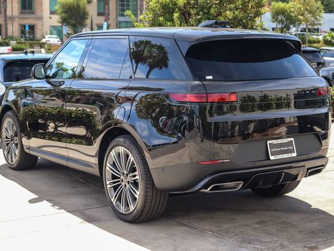 New 2026 Land Rover Range Rover Sport SE AWD/4WD image 4