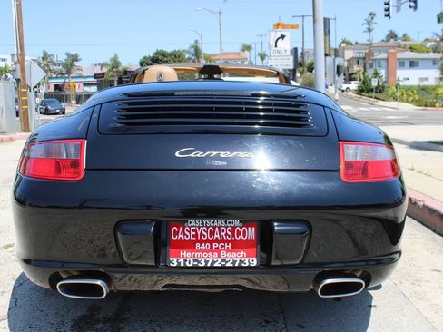 Used 2007 Porsche 911 Carrera RWD image 5