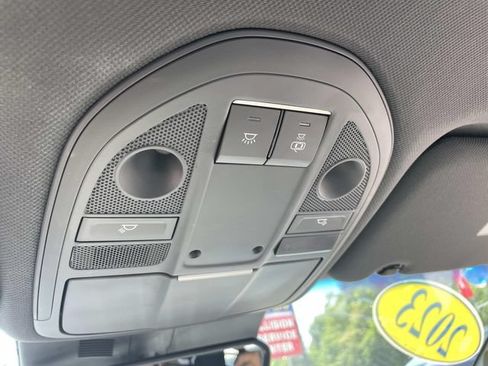 Used 2023 Genesis G70 2.0T AWD/4WD image 28