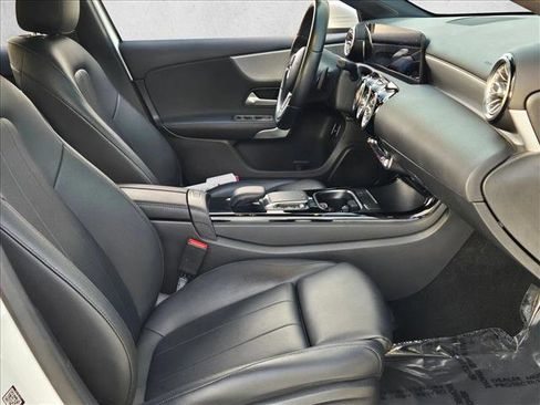 Used 2021 Mercedes-Benz A 220 image 22