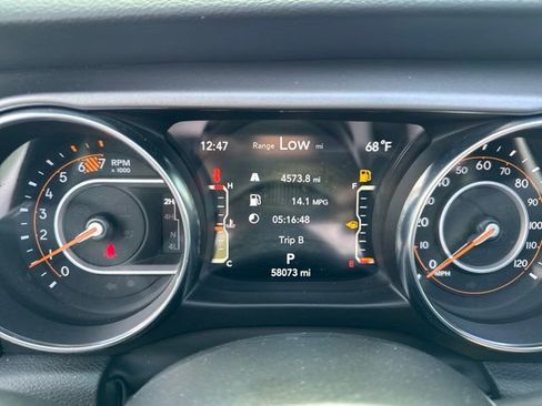 Used 2022 Jeep Wrangler Unlimited Sport AWD/4WD image 36