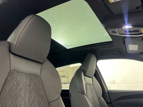 New 2025 Audi SQ5 Premium Plus image 16