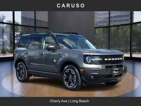 Used 2025 Ford Bronco Sport Outer Banks w/ Outer Banks Tech Package+ AWD/4WD image 1