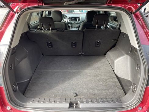 Used 2019 GMC Terrain SLE image 31