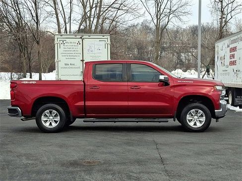 Used 2021 Chevrolet Silverado 1500 LT image 10