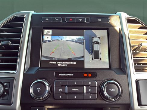 Used 2017 Ford F350 Lariat w/ Lariat Value Package image 24