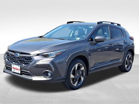 Used 2024 Subaru Crosstrek 2.5i Limited AWD/4WD image 3