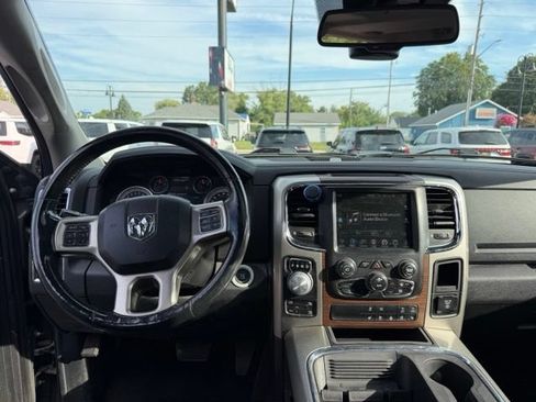 Used 2016 RAM 1500 Laramie w/ Convenience Group AWD/4WD image 7