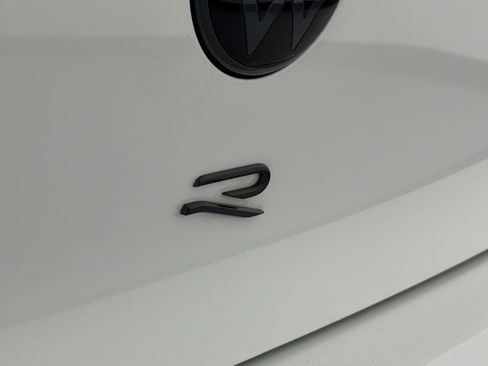 Used 2025 Volkswagen Golf R Black Edition AWD/4WD image 37