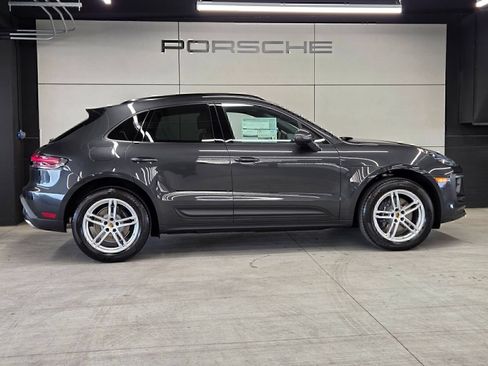 Certified 2026 Porsche Macan AWD/4WD image 28
