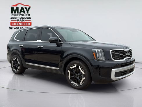 Used 2025 Kia Telluride S FWD image 1