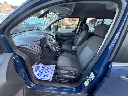 Used 2016 Ford Transit Connect XL image 9