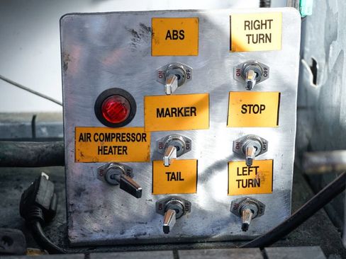 Used 2019 Freightliner Sprinter 3500 image 13