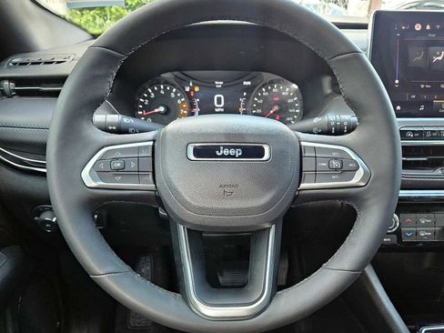 Used 2025 Jeep Compass Latitude w/ Altitude Special Edition AWD/4WD image 20