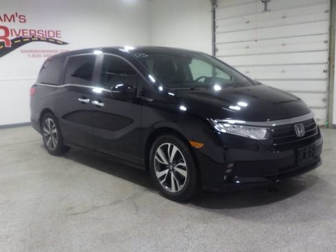 Used 2024 Honda Odyssey Touring image 5