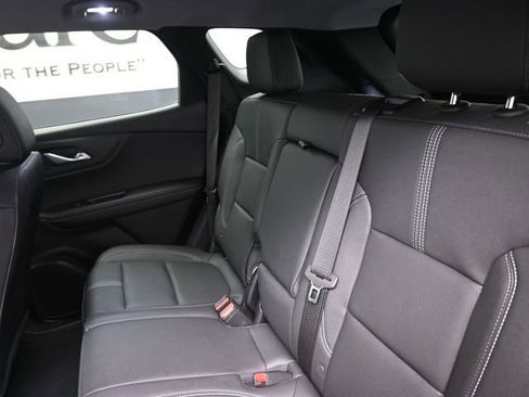 Used 2024 Chevrolet Blazer LT w/ LPO, Black Grille Bar Package image 20