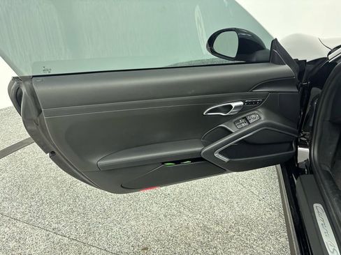 Used 2013 Porsche 911 Carrera 4S image 34