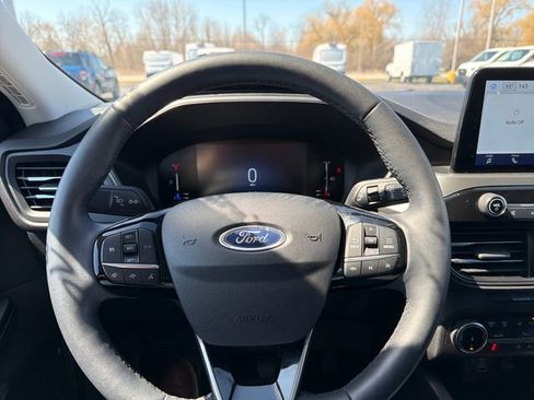 Used 2024 Ford Escape Active image 12