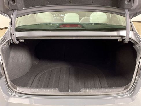 Used 2024 Hyundai Elantra Limited FWD image 26