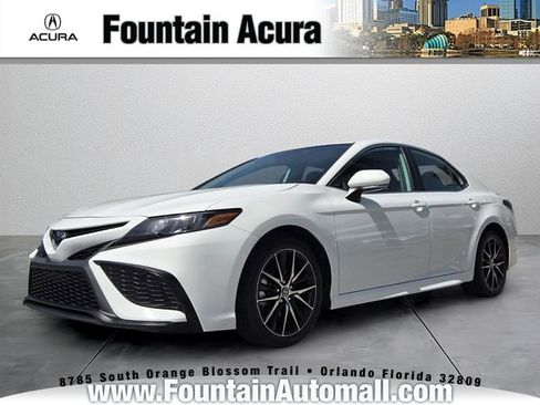 Used 2023 Toyota Camry SE w/ Convenience Package FWD image 1