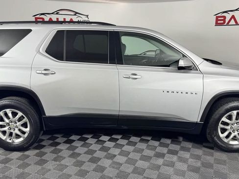 Used 2020 Chevrolet Traverse LT FWD image 7