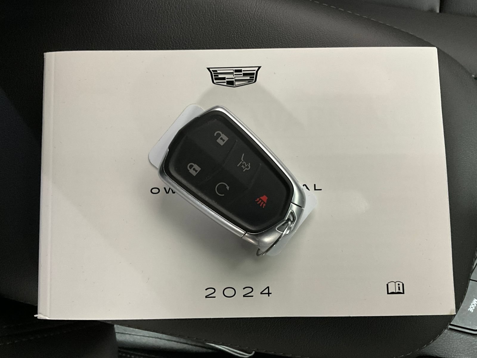 Used 2024 Cadillac XT5 Luxury FWD image 14