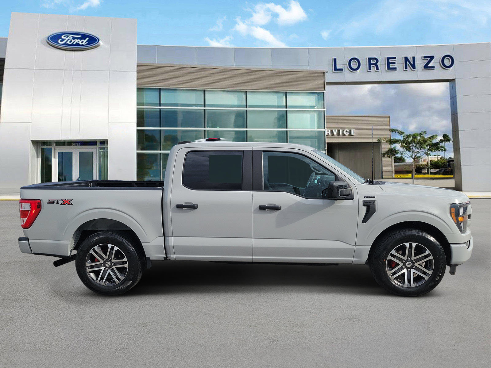 Used 2023 Ford F150 XL w/ STX Appearance Package RWD image 4