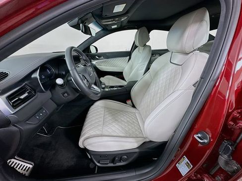 Certified 2025 Genesis G70 3.3T Advanced w/ Sport Prestige Package image 21