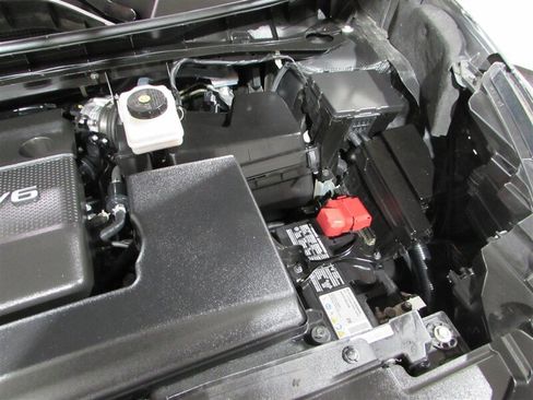 Used 2023 Nissan Murano SV image 61