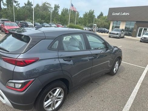 Used 2022 Hyundai Kona SE FWD image 5