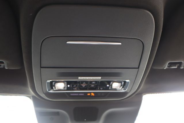 Used 2025 Lincoln Navigator Black Label AWD/4WD image 26