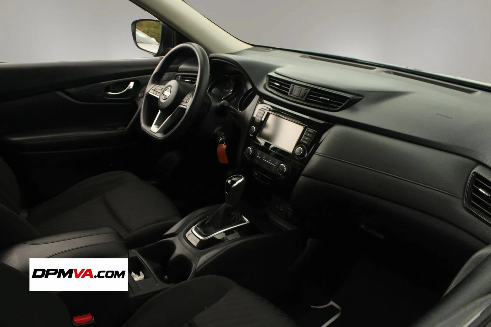 Used 2018 Nissan Rogue S AWD/4WD image 24