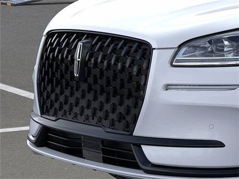 New 2026 Lincoln Corsair Reserve w/ Jet Appearance Package AWD/4WD image 17