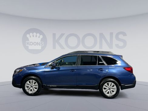 Used 2019 Subaru Outback 2.5i Premium image 2