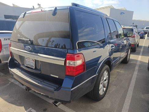 Used 2017 Ford Expedition Limited w/ Equipment Group 301A AWD/4WD image 3