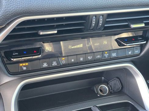 Used 2024 MAZDA CX-90 3.3 Turbo w/ Premium Package image 29