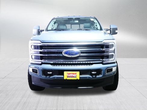 Used 2023 Ford F350 Limited w/ FX4 Off-Road Package AWD/4WD image 2