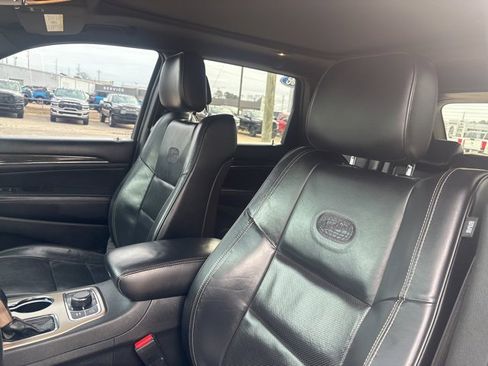 Used 2016 Jeep Grand Cherokee Overland image 16