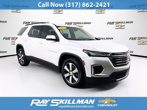 Used 2023 Chevrolet Traverse LT w/ LT Premium Package image 1