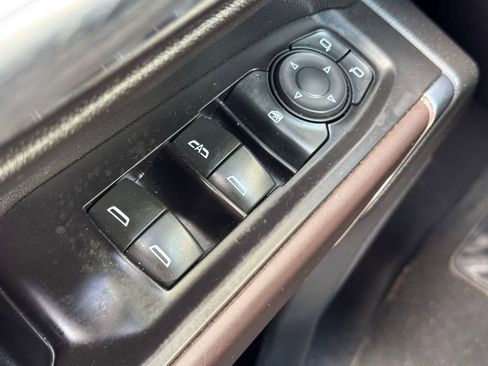 Used 2019 Chevrolet Silverado 1500 LT w/ All-Star Edition AWD/4WD image 22