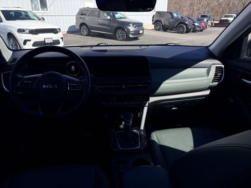 Used 2024 Kia Seltos SX image 14