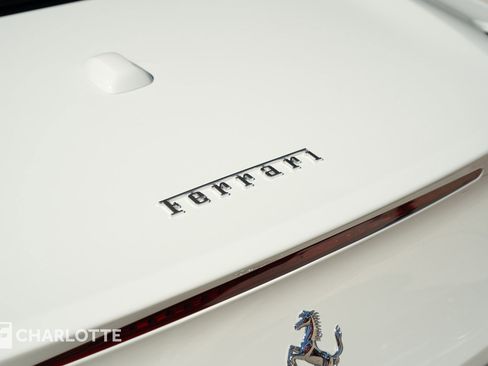 Used 2016 Ferrari California T image 16