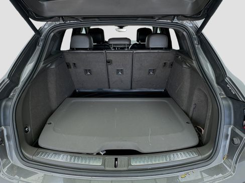 Used 2017 Porsche Macan S image 17