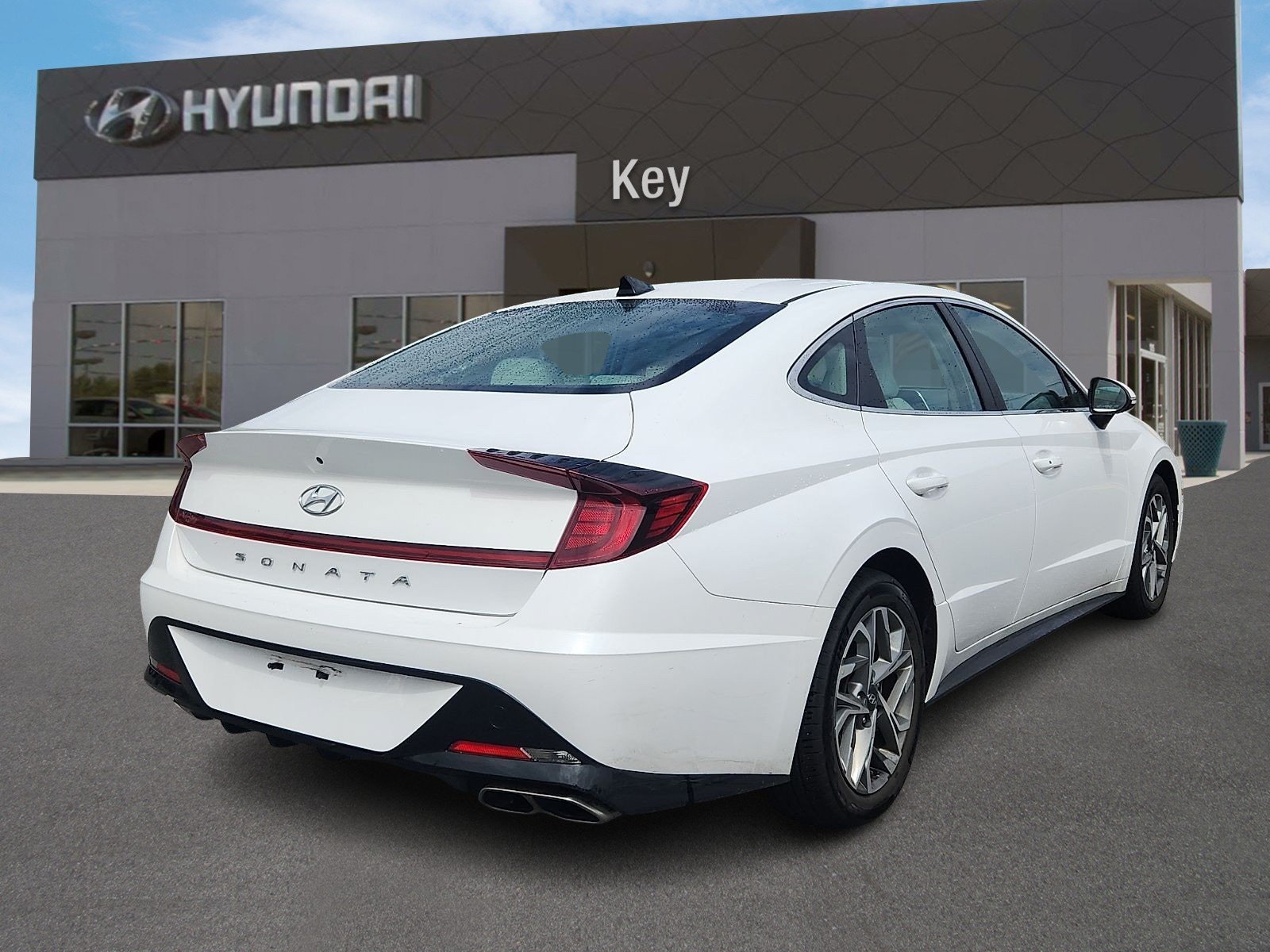 Certified 2023 Hyundai Sonata SEL FWD image 4